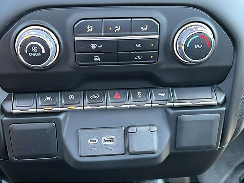 Used 2022 Chevrolet Silverado 1500 W/T RWD image 21