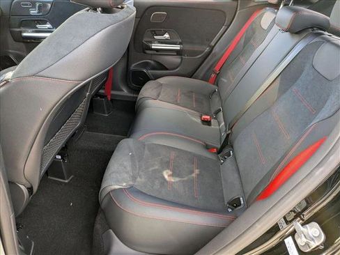 Used 2025 Mercedes-Benz GLA 35 AMG 4MATIC image 18