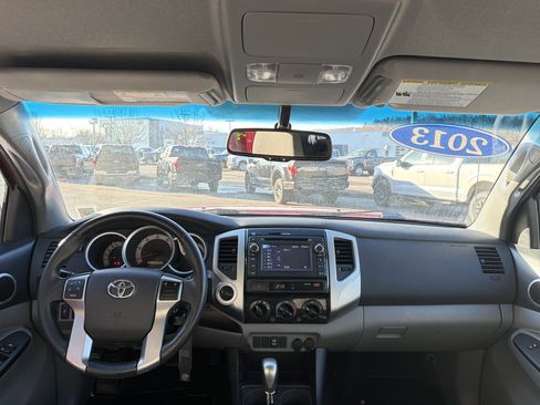 Used 2013 Toyota Tacoma 4x4 Access Cab V6 image 13