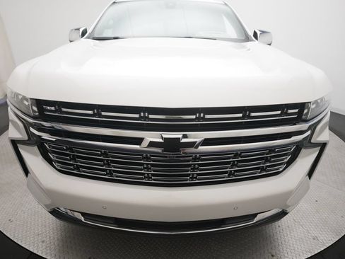 Used 2022 Chevrolet Tahoe Premier AWD/4WD image 6