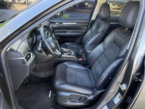 Used 2018 MAZDA CX-5 Touring w/ Preferred Equipment Package FWD image 13