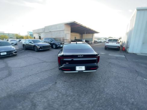 Used 2025 Kia K4 LXS image 16