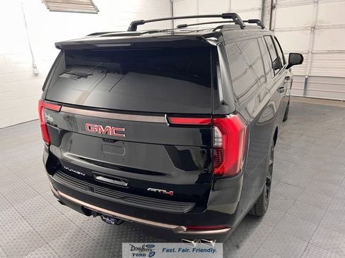 Used 2025 GMC Yukon XL AT4 Ultimate image 7