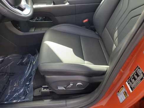 Certified 2025 Hyundai Santa Fe XRT AWD/4WD image 12