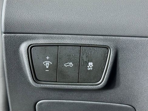 Used 2024 Hyundai Santa Cruz Limited image 14