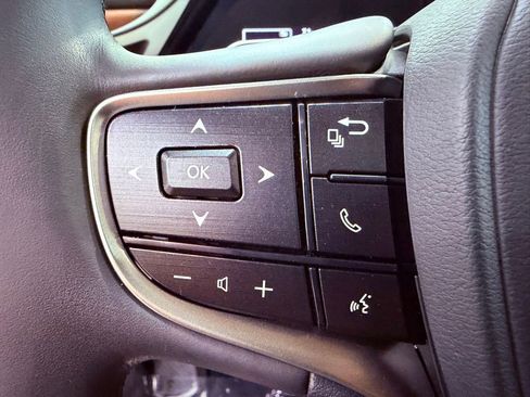 Certified 2024 Lexus ES 350 w/ Premium Package FWD image 20