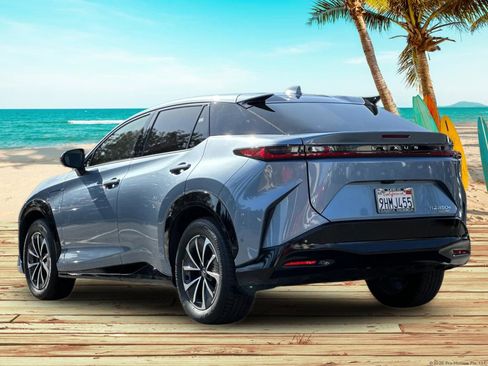 Used 2023 Lexus RZ 450e Premium w/ Technology Package image 3