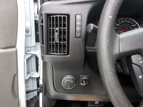 Used 2023 Chevrolet Express 3500 LS RWD image 23