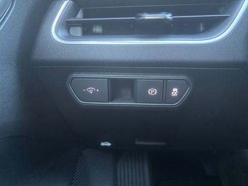 New 2025 Kia K4 LXS image 21