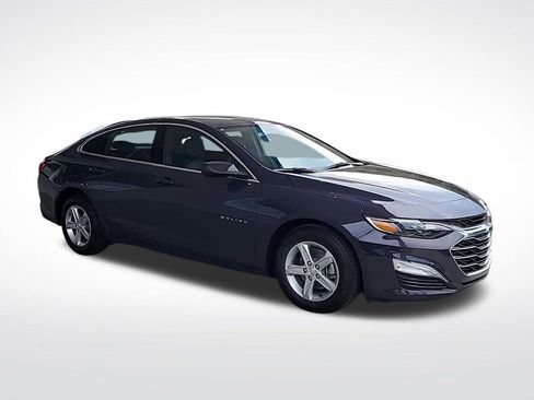 New 2025 Chevrolet Malibu LS FWD image 3