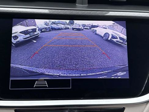 Used 2021 Buick Encore GX Preferred w/ Sport Touring Package FWD image 26