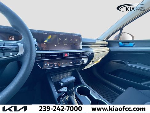 New 2026 Kia K5 LXS image 25