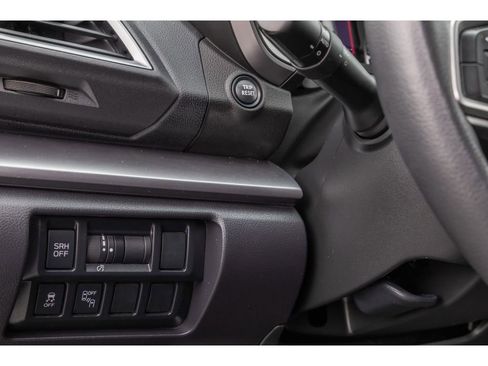 Used 2020 Subaru Impreza 2.0i Limited image 19