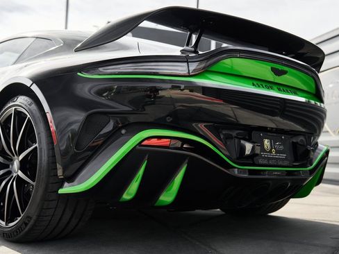 Used 2023 Aston Martin V12 Vantage image 20
