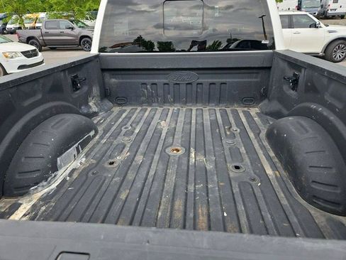 Used 2022 Ford F250 Lariat w/ Black Appearance Package AWD/4WD image 12