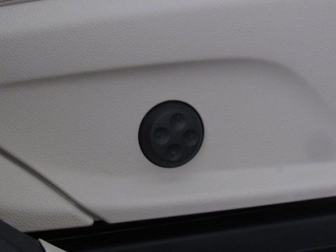 Certified 2022 Mercedes-Benz GLC 300 GLC 300 w/ Premium Package Lite image 20