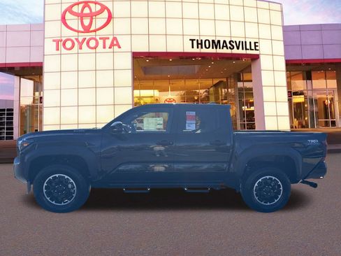 Used 2024 Toyota Tacoma image 8