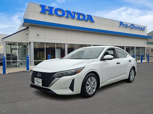 Used 2024 Nissan Sentra S FWD image 1