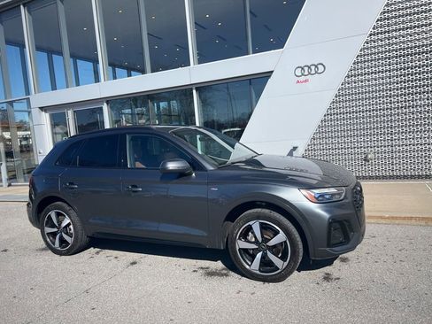 Used 2023 Audi Q5 2.0T Premium Plus w/ Premium Plus Package image 10