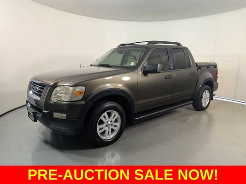 Used 2008 Ford Explorer Sport Trac XLT RWD image 3