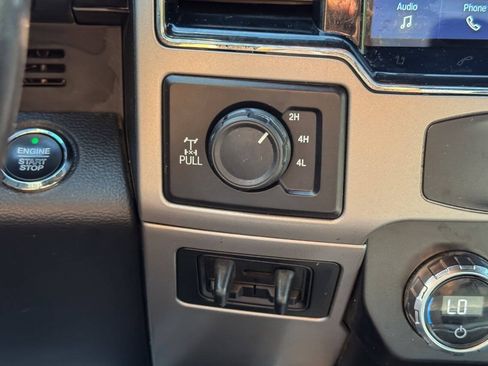 Used 2022 Ford F350 Lariat w/ Lariat Ultimate Package AWD/4WD image 34
