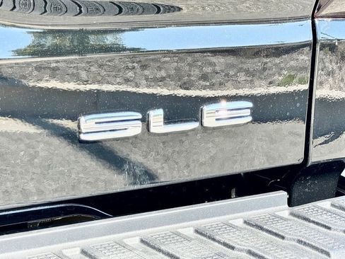 Used 2026 GMC Sierra 1500 SLE w/ Preferred Package image 11