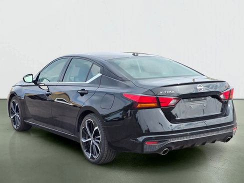 Used 2024 Nissan Altima 2.5 SR FWD image 4