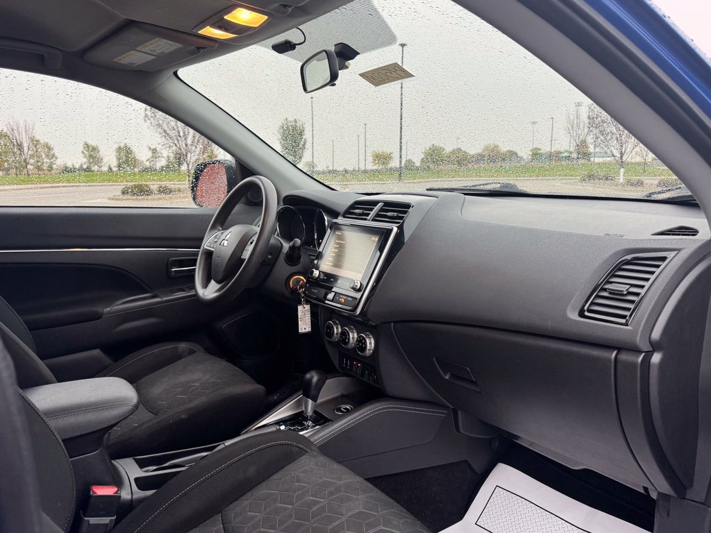 Used 2020 Mitsubishi Outlander Sport ES AWD/4WD image 24