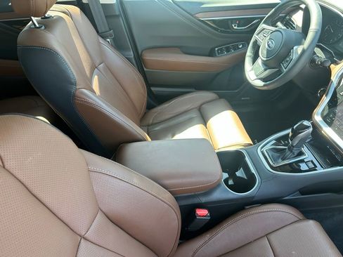 Used 2025 Subaru Outback Touring XT image 15
