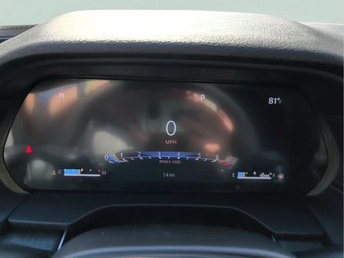 New 2025 Jeep Grand Cherokee Altitude image 12