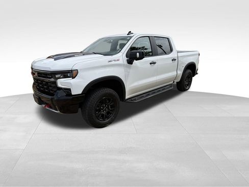 Used 2024 Chevrolet Silverado 1500 ZR2 AWD/4WD image 13