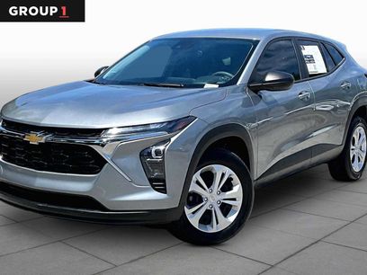 Used 2024 Chevrolet Trax LS w/ Driver Confidence Package