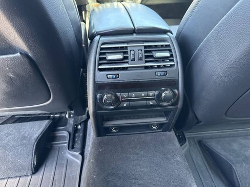 Used 2013 BMW 750Li xDrive AWD/4WD image 14