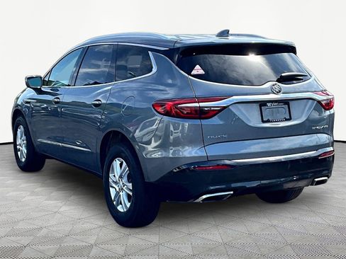 Used 2018 Buick Enclave Essence FWD image 4