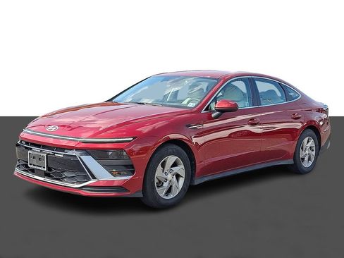 Used 2025 Hyundai Sonata SE FWD image 3
