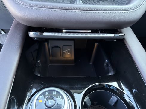 Certified 2025 Ford Explorer Platinum image 45