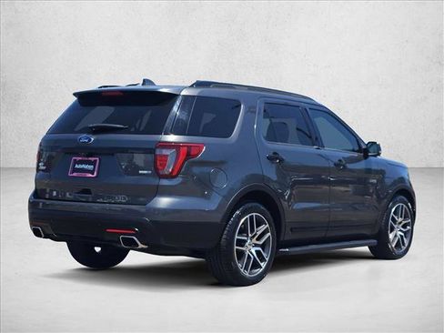 Used 2017 Ford Explorer Sport w/ Equipment Group 401A AWD/4WD image 8