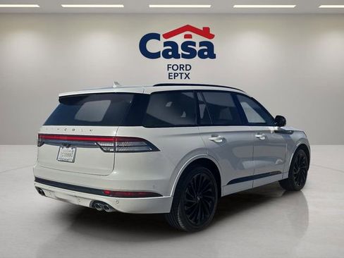 Used 2023 Lincoln Aviator Reserve w/ Equipment Group 201A image 3