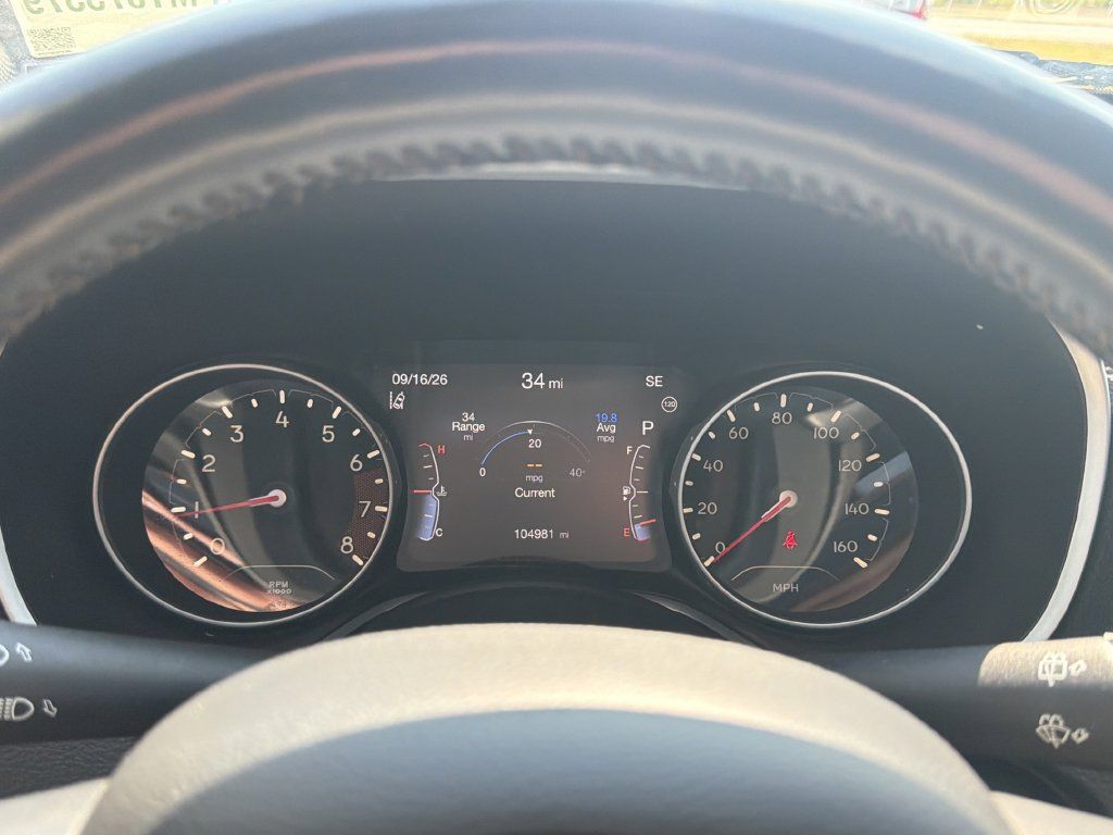 Used 2021 Jeep Compass Limited FWD image 20