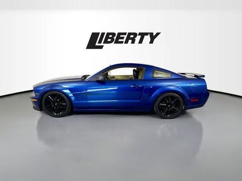 Used 2007 Ford Mustang GT image 4