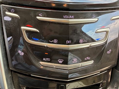 Used 2014 Cadillac SRX Luxury w/ Driver Awareness Package image 14