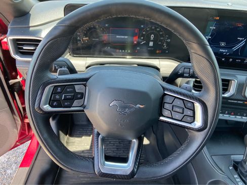Used 2025 Ford Mustang GT Premium w/ GT Performance Package RWD image 17