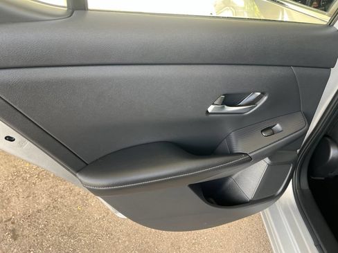 Certified 2023 Nissan Sentra S FWD image 10
