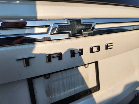 Used 2022 Chevrolet Tahoe LT w/ Luxury Package RWD image 9