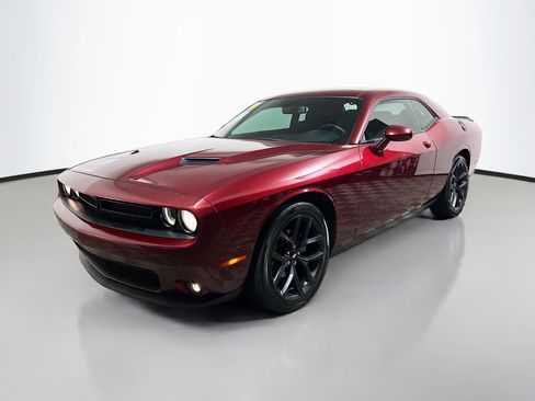 Used 2019 Dodge Challenger SXT w/ Blacktop Package RWD image 10