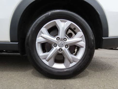 Used 2023 Honda HR-V LX image 9