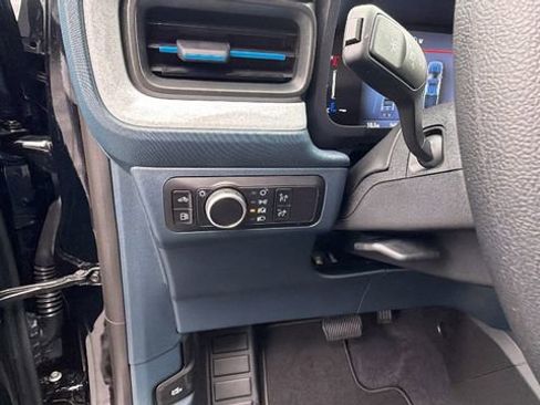 New 2025 Ford Maverick XLT FWD image 30