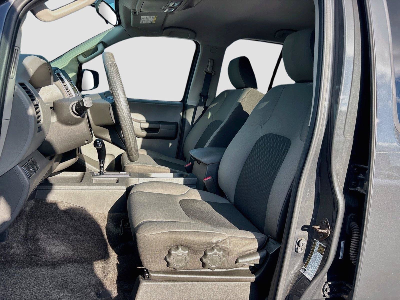 Used 2014 Nissan Xterra S w/ Value Package RWD image 21