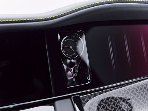 Used 2025 Rolls-Royce Cullinan Black Badge AWD/4WD image 79