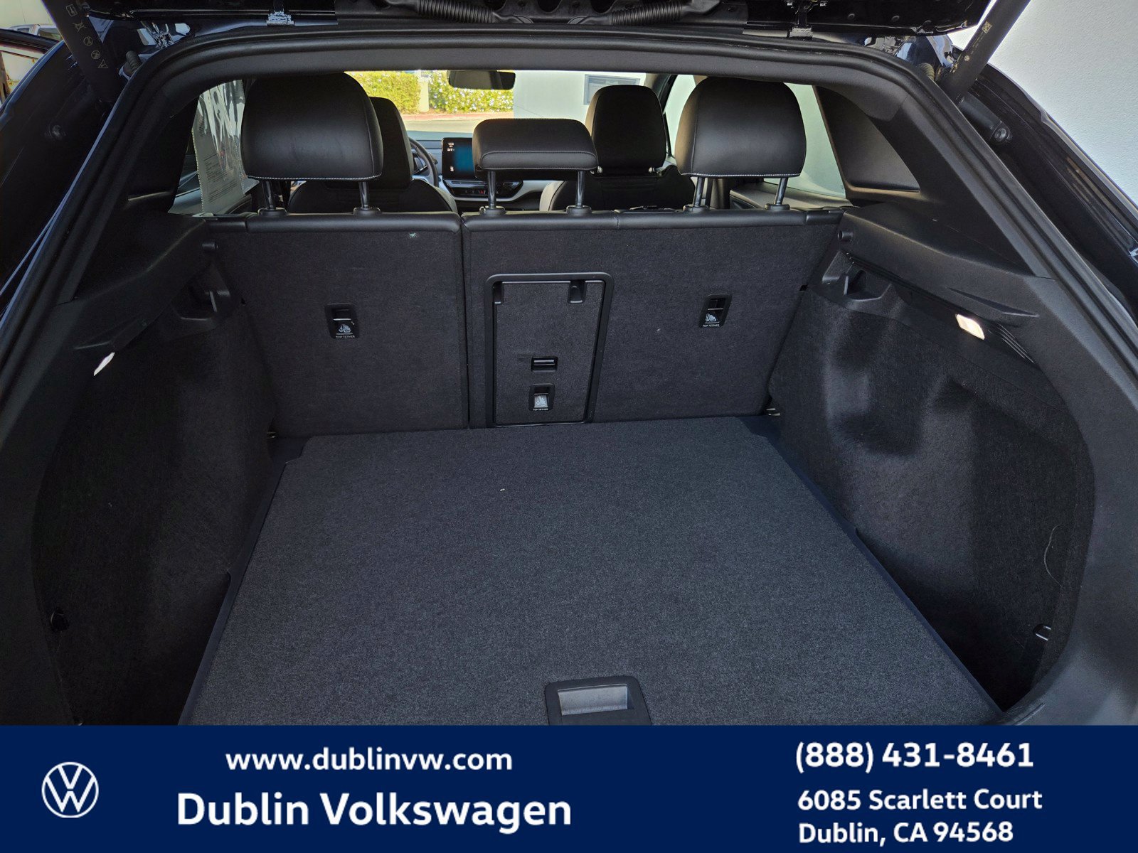Used 2023 Volkswagen ID.4 Pro S AWD/4WD image 24